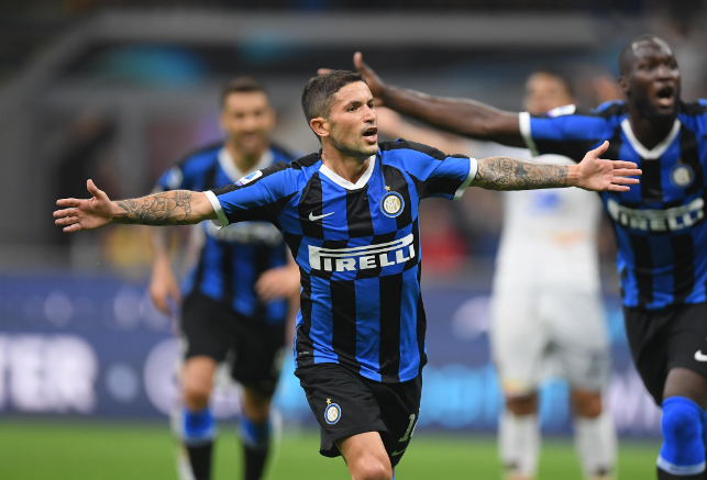 阿莫林愤怒得改变了自己的作风。（怒火驱使，阿莫林改弦更张）