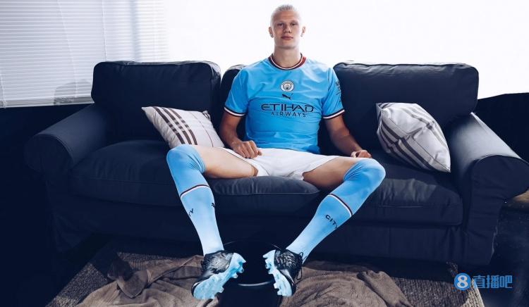 德转列瑞士球员历史身价前10：扎卡5000万欧第1，阿坎吉第2（德转发布瑞士球员历史身价前十：扎卡以5000万欧领跑，阿坎吉位列第二）