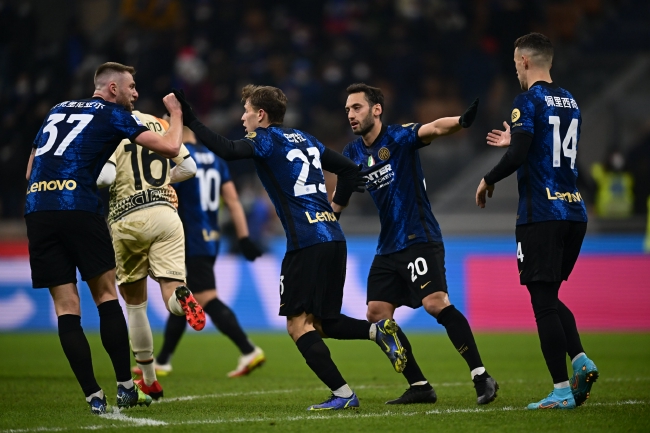 76人伤病报告：恩比德&马克西大概率出战，乌布雷缺阵（76人伤情更新：恩比德、马克西大概率登场，乌布雷将缺席）