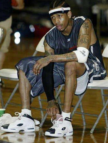 魔术伤病更新：萨格斯与达席尔瓦将缺席与勇士一战（魔术队伤情通报：萨格斯、达席尔瓦无缘对阵勇士）