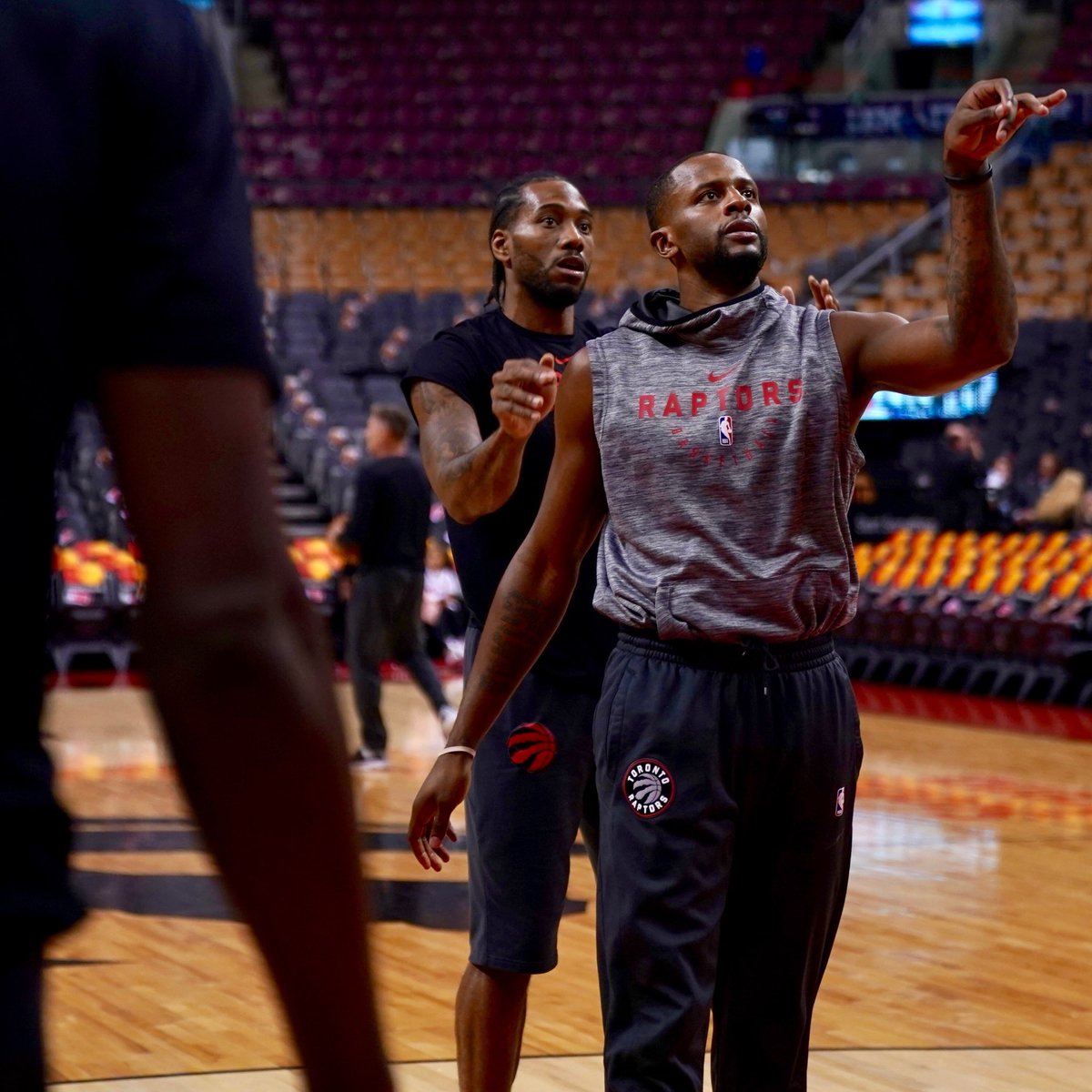 《跃向浩瀚·新秀季》第2期丨混音队主教练：去发展联盟并不意味着降级 相反是一次机会（《跃向浩瀚·新秀季》第二期｜混音队主帅：发展联盟并非降级，反而是成长机会）