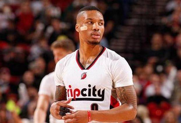 足球国足U23小将爆射破门，引网友赞叹（国足U23小将重炮破门，网友纷纷点赞）